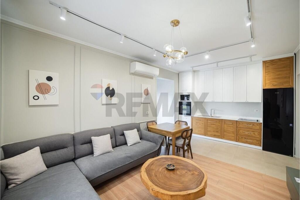 Apartment 1+1 for rent at Bulevardi i Ri!