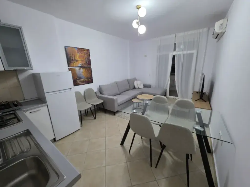 Qera | Apartament 1 + 1 | Bulevardi Gjergj Fishta | 650 €/muaj