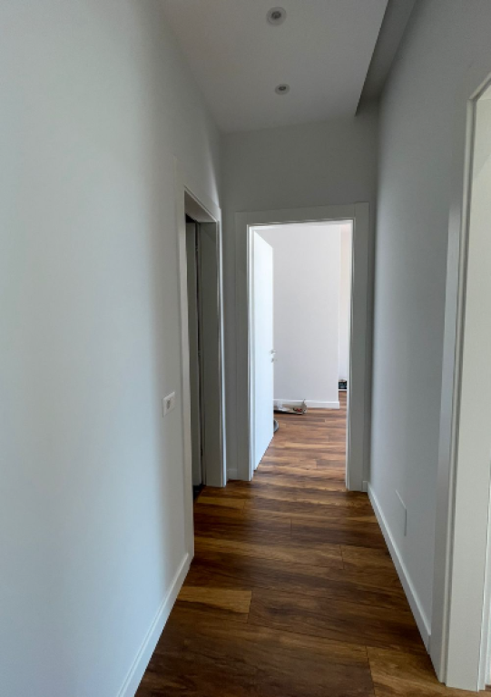 🏢 Jepet me Qira Zyrë – Altana Residence, Parku i Optimistit