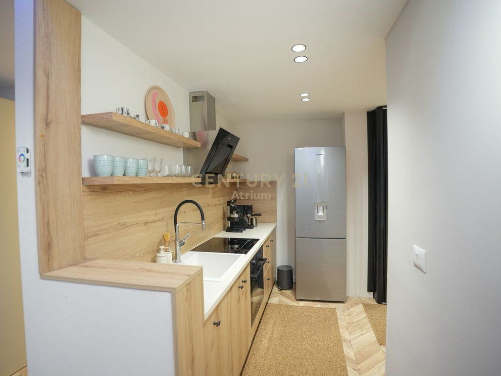 SHITET APARTAMENT I NDARE NE 1+1 DHE STUDIO PRANE BULEVARDIT TE RI 210,000 €