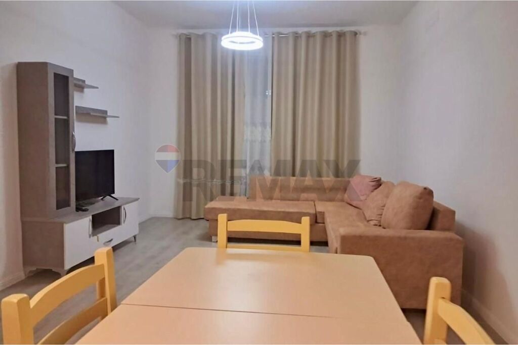 APARTAMENT 2+1+2 PER QIRA Ish Dogana