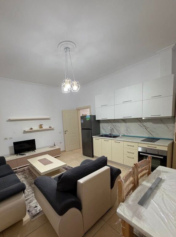 1+1 for rent near the botanical garden
