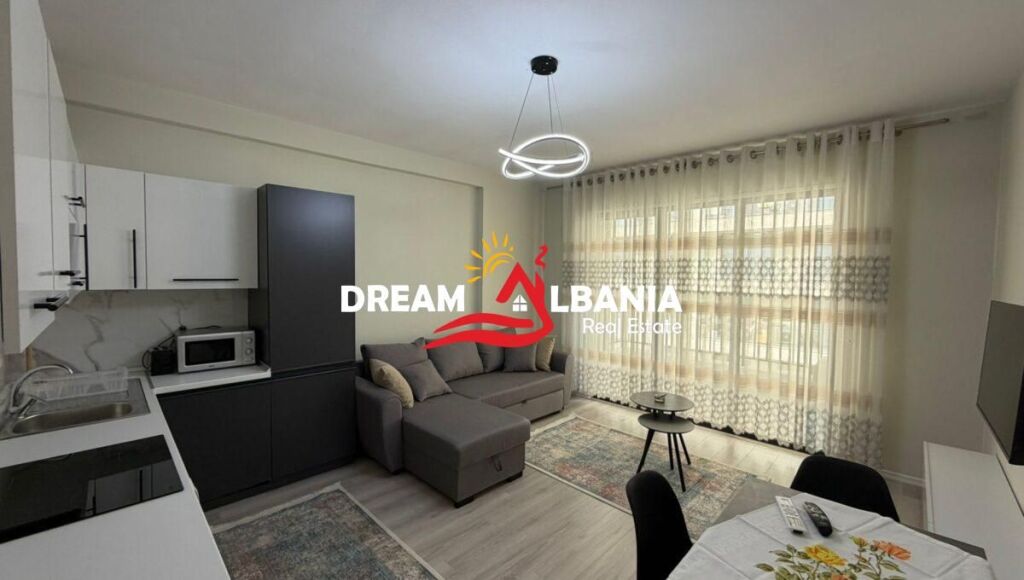 Shitet super apartament 2+1+2+post parkimi i perfshire ne Rrugen e Durresit prane Colosseo