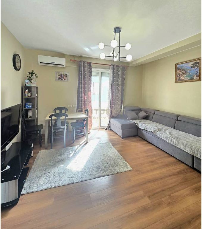 EKSKLUZIVE SHITET APARTAMENT 1+1 NE PLAZH ILIRIA, FLORIDA