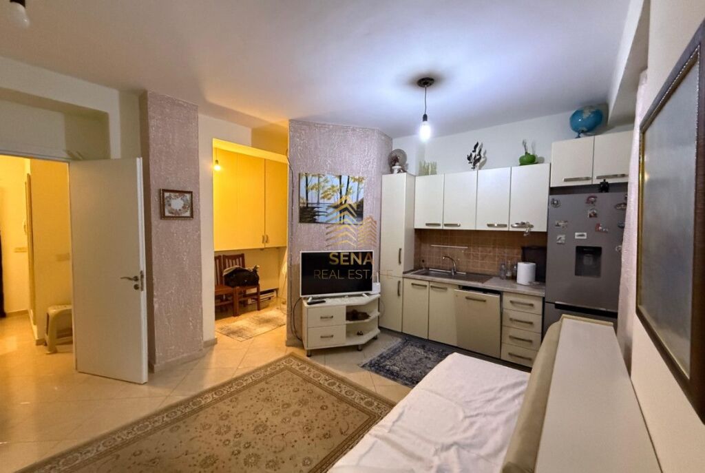 Rent, Apartment 1+1, Porcelain, 40,000 Leke/Month