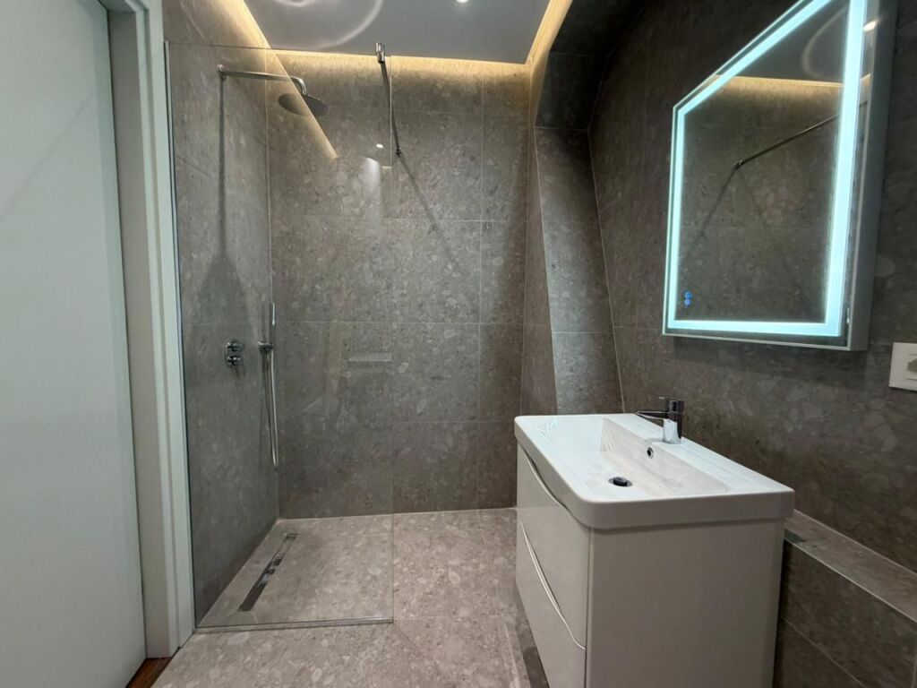 Apartament 2+1 per qira tek Garden Buliding Residence tek 21 Dhjetori.
