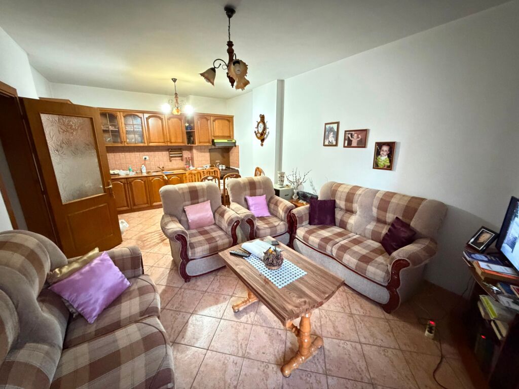 🏡 Apartment 1+1 for Rent – Opposite Square 21