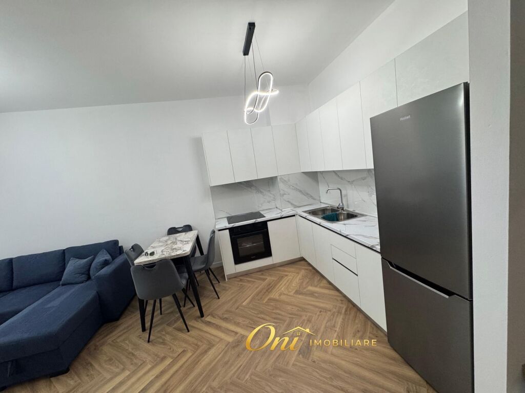 JEPET APARTAMENT ME QERA 1+1 MISTO MAME