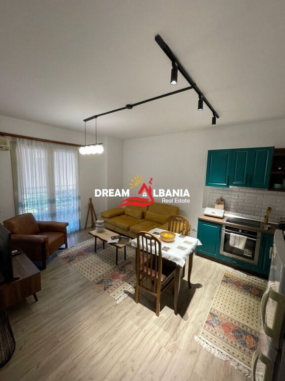 Jepet Apartament 1+1 Rruga Dibres afer  shkolles Misto Mame.(ID 4219499)