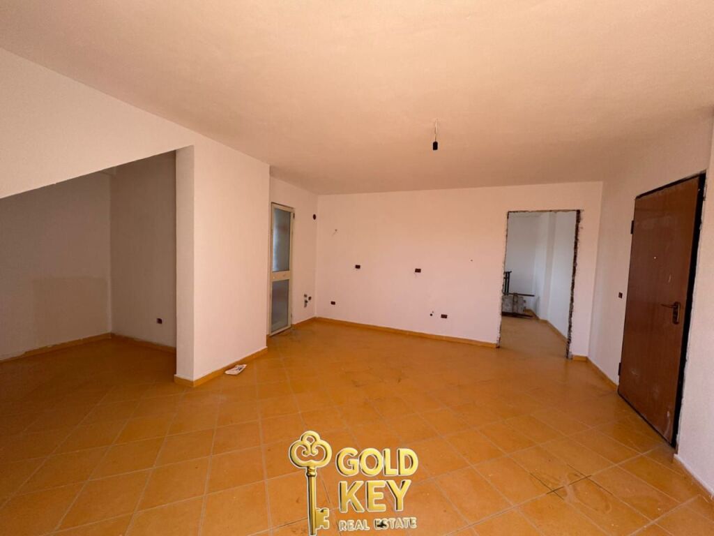🏡 SHITET APATRAMENT 1+1 PRAN KAZAZIT DURRES