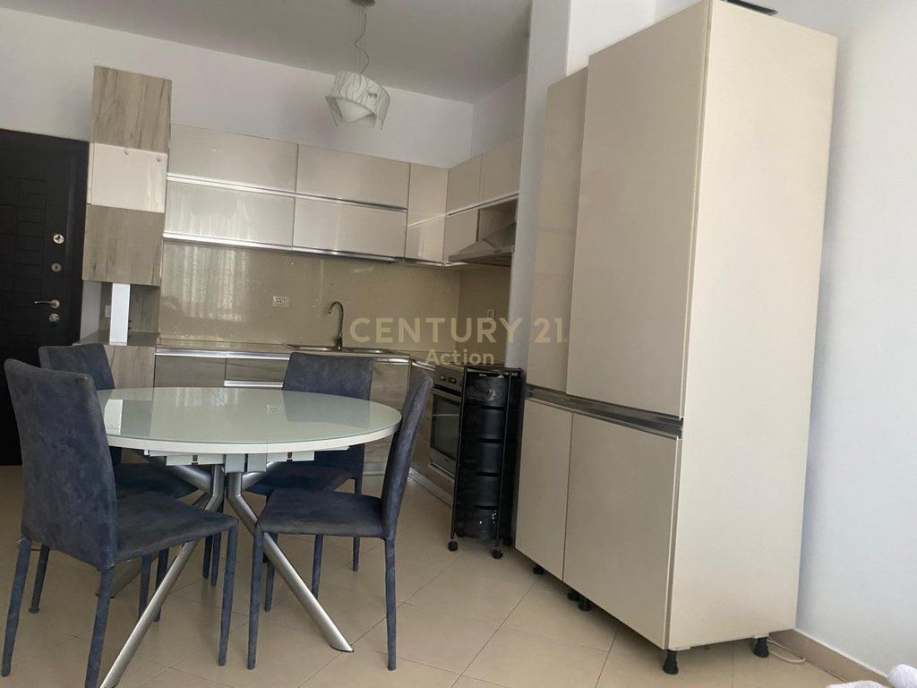 🏡 Appartamento 2+1 nel Complesso Kontakt, Via Ndre Mjeda