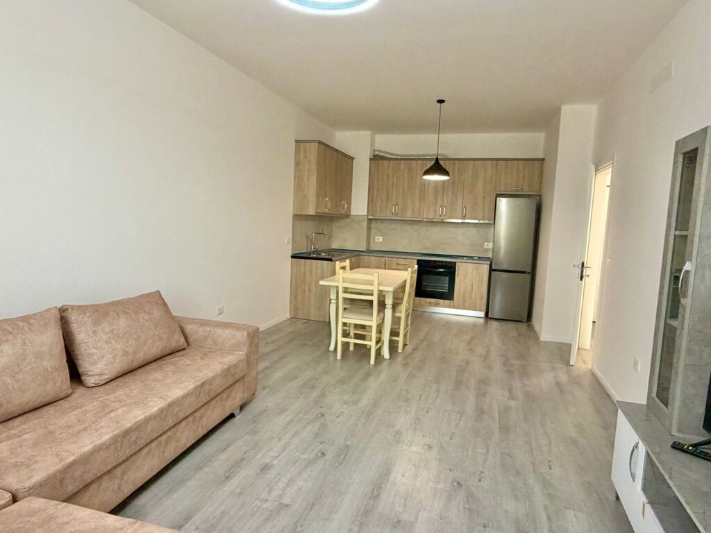 Apartament 2+1 per qira tek Ish Dogana !