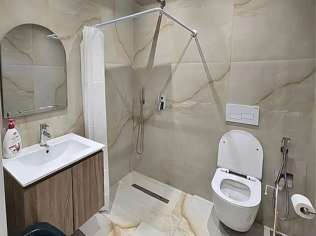 Shitet Apartament 2+1+2 📍Kopshti Botanik te Xhamia
