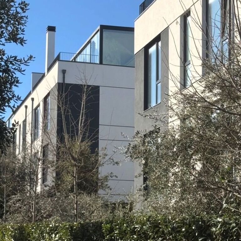 🏡✨ APARTAMENT 3+1 LUKSOZ + 3 POSTE PARKIMI ✨🏡 📍 Forest Residence – Liqeni i Thatë