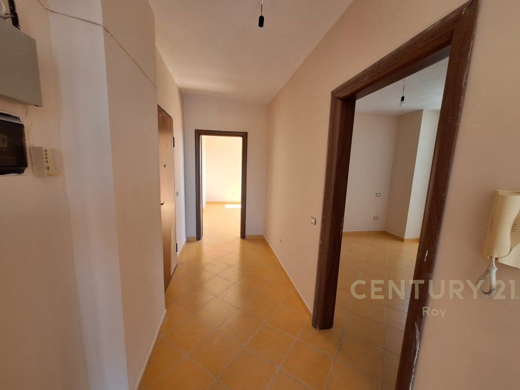 Apartament 2+1 në shitje Rruga Mujo Ulqinaku, Durrës - 150000€ | 107 m²