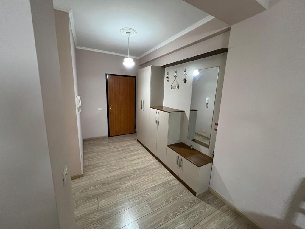 Apartment for rent - Astir, Vila L