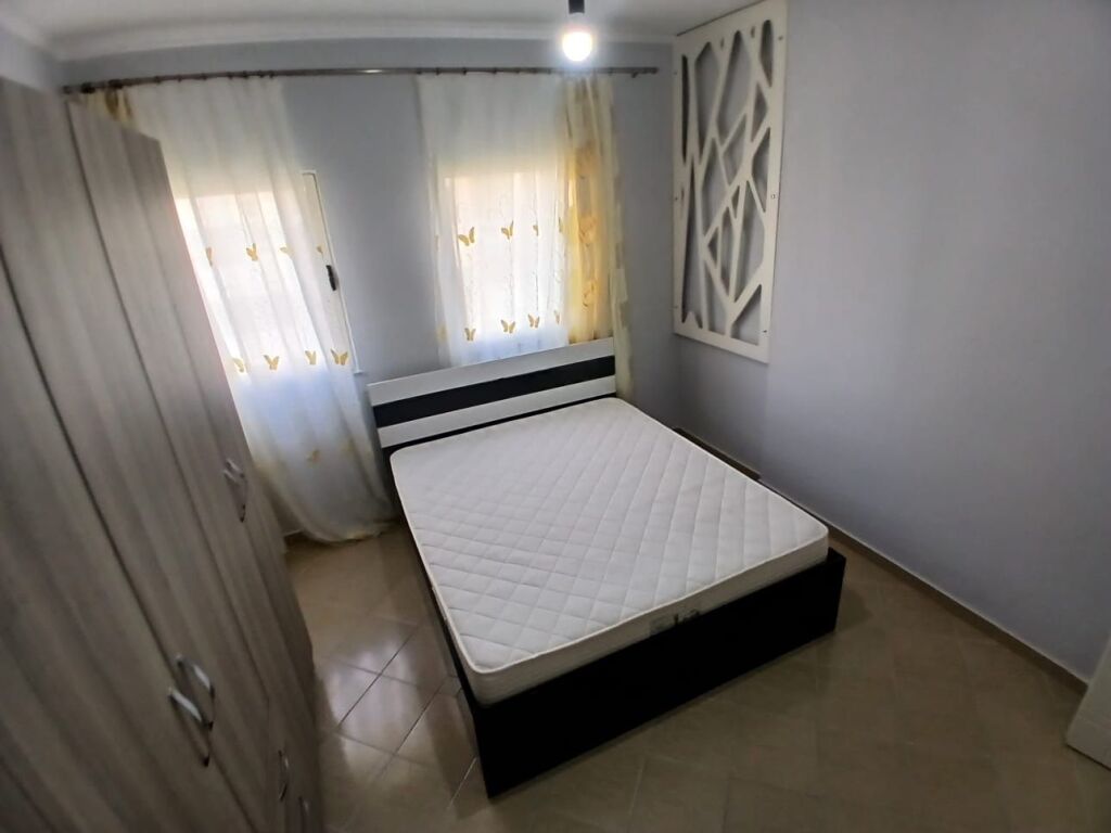 Affittasi Appartamento 1+1+1 Balcone