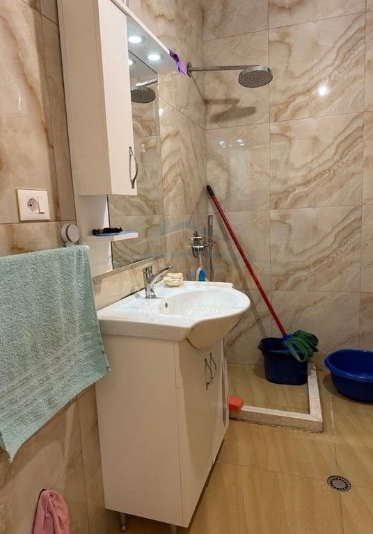 Shitet, Apartament 1+1, Kopshti Zoologjik, Tiranë​