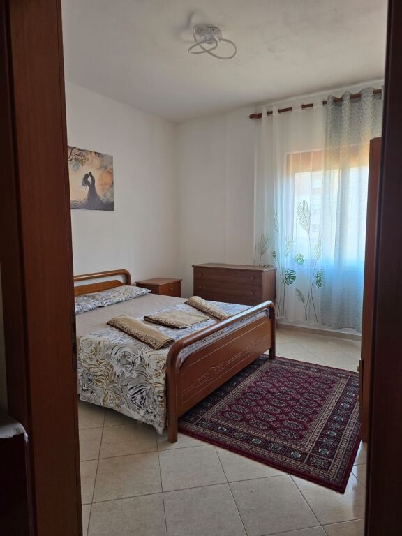 Apartament me qera - Siri Kodra