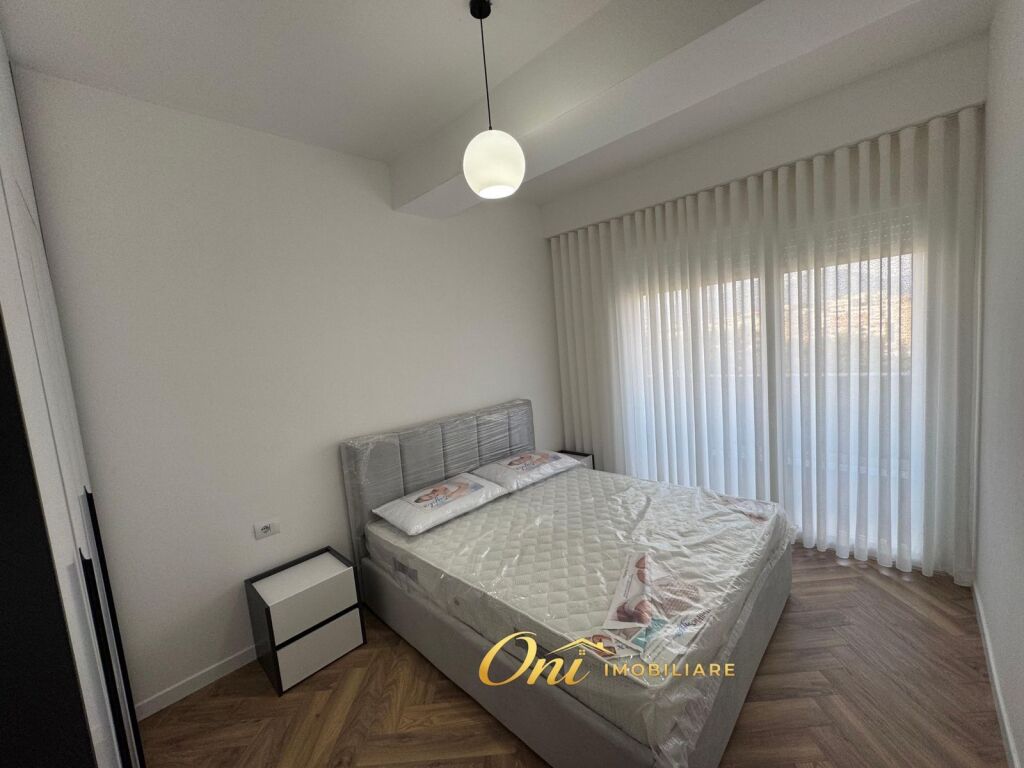 JEPET APARTAMENT ME QERA 1+1 MISTO MAME