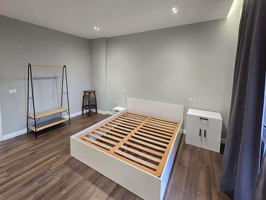 Shitet Apartament 2+1+2 📍Kopshti Botanik te Xhamia