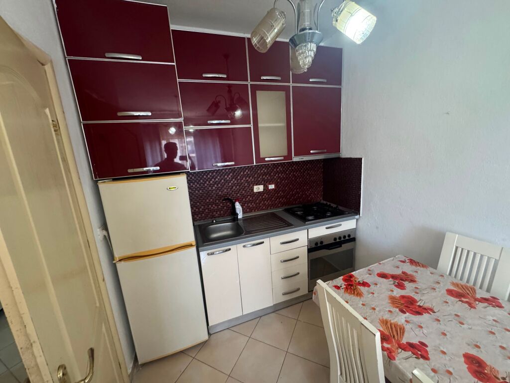 1+1 for rent in Astir