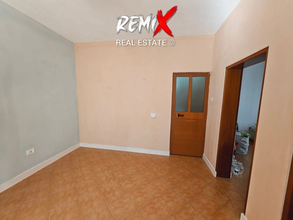SHTEPI PRIVATE PER QERA NE ISH KËNETË, DURRËS