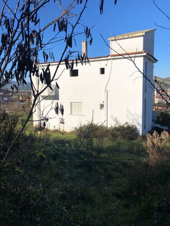 3-storey house with 1 dynym land for sale – Valas, Elbasan