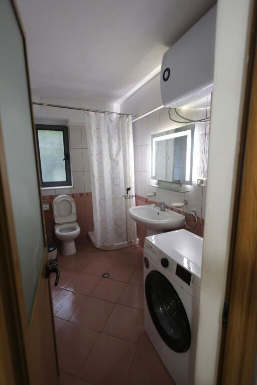 APARTAMENT ME QERA 2+1 MATERNITETI I RI 55.000 LEKE FH-77012
