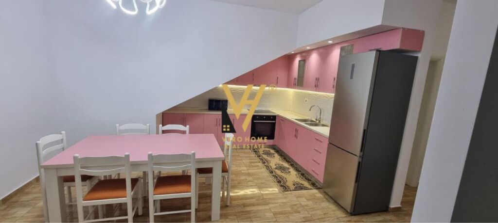 JEPET APARTAMENT 2+1+BLK ME QERA NE SAUK I RI 55.000 LEKE