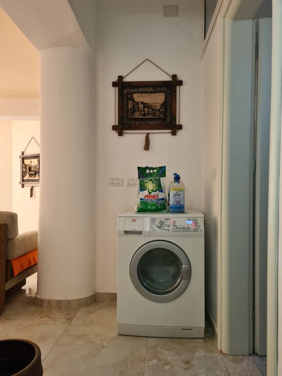 🏡 JEPET APARTAMENT ME QERA 2+1 TEK QYTET STUDENTI
