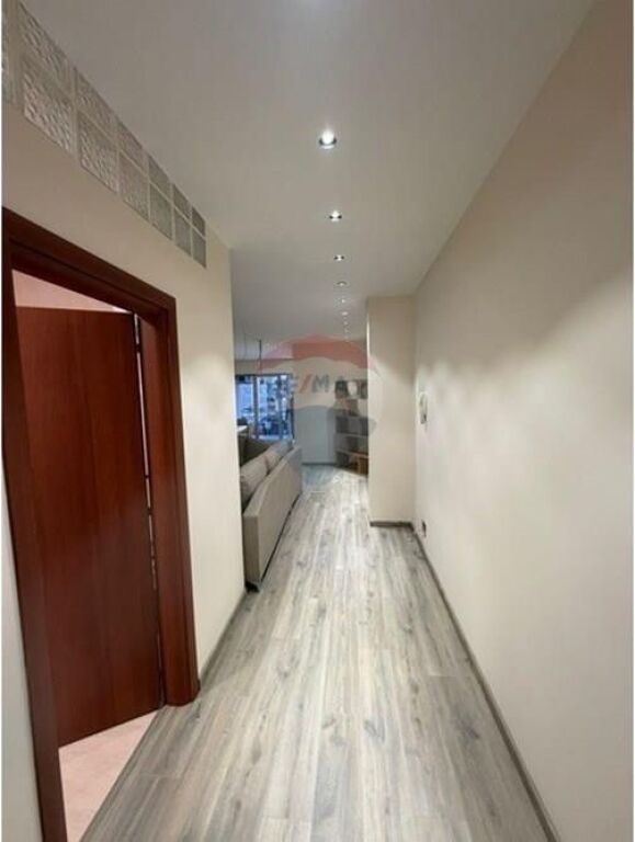 Apartament 3+1+2 me qira , Qender