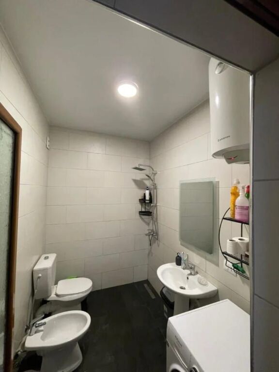 Apartament me qera - Rruga e Dibres