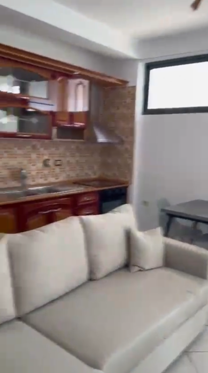 Appartamento 2+1 in affitto a Shkoze, vicino alla Moschea!