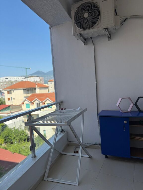 Rent | Apartament 2 + 1 | 21 Dhjetori | 650 €/month