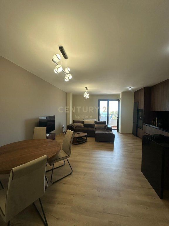 APARTAMENT 2+1+2 PËR QIRA NË VOLLGA !