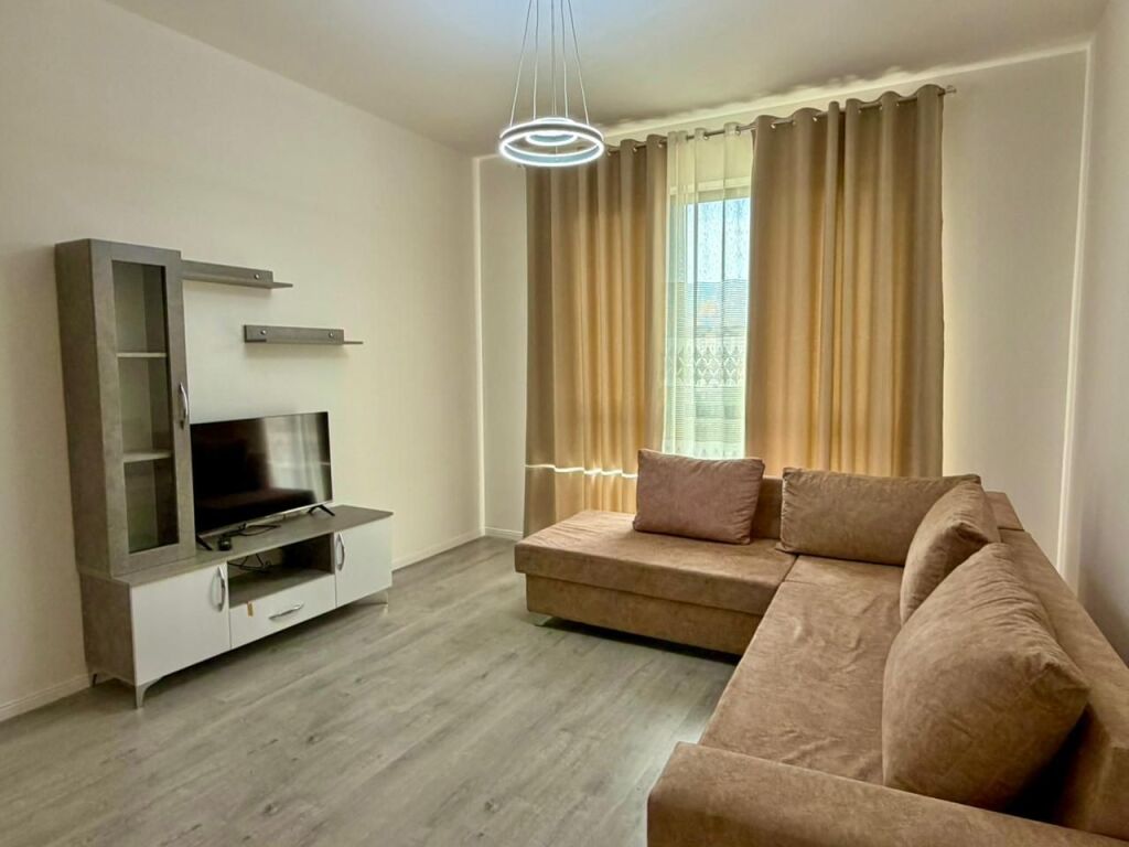 Apartament 2+1 per qira tek Ish Dogana !