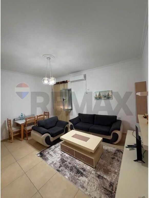 APARTAMENT 1+1 PER QIRA TEK KOPSHTI BOTANIK
