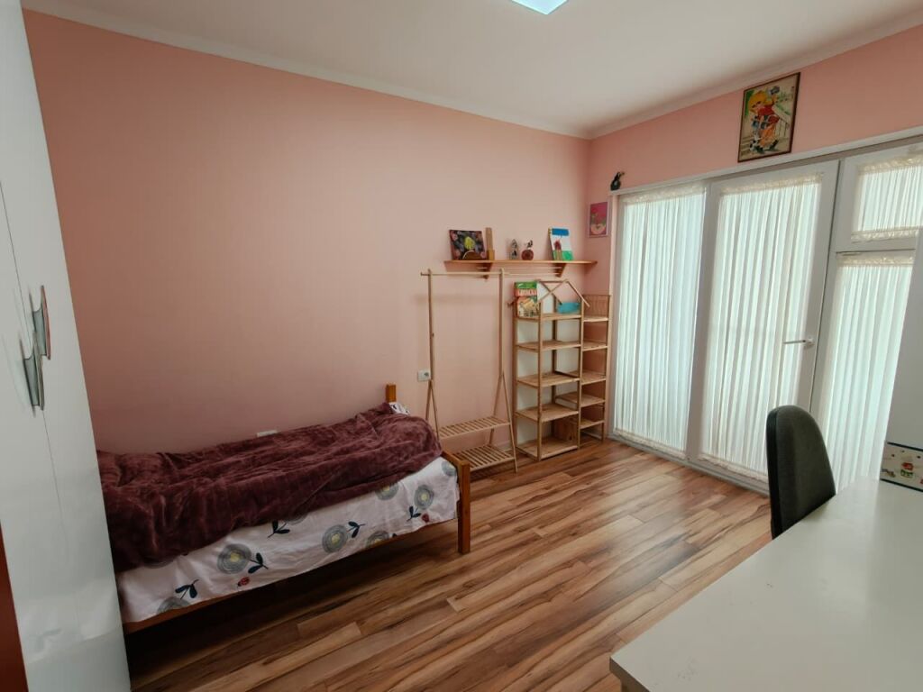 Apartament 3+1+2 per Shitje, Liqeni i Thate (pa malore)