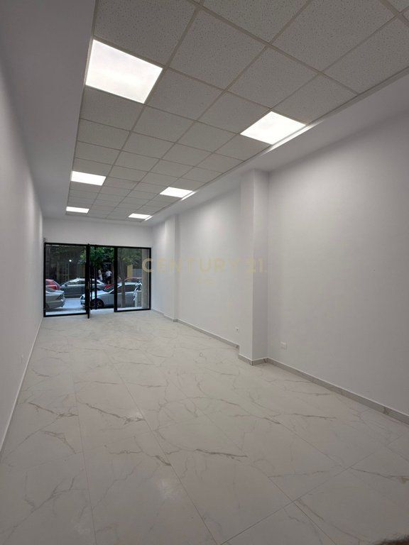 SHOP FOR RENT IN DURRËS !!!