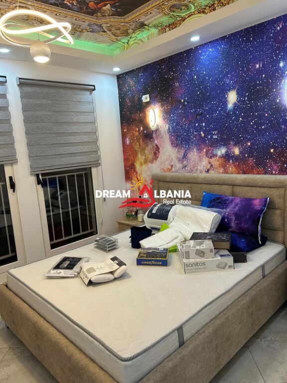 Jepet me qera apartament 1+1 në Don Bosko, tek Pallatet Arabe, Tirane (ID 42111588).