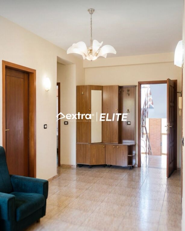 Shitet Vila - Porto Romano