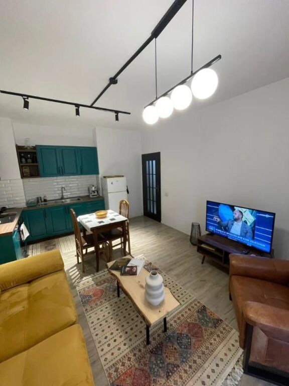 Apartament me qera - Rruga e Dibres