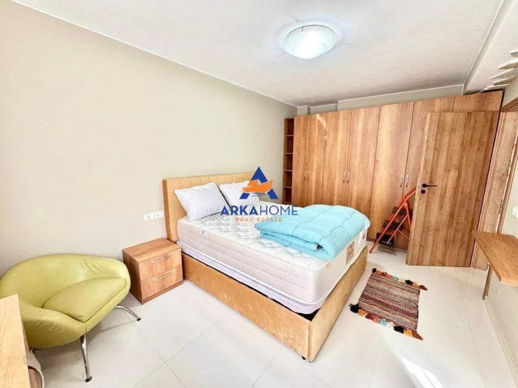 APPARTAMENTO IN AFFITTO 2+1+BALCONE "PIAZZA WILLSON" 800 EURO