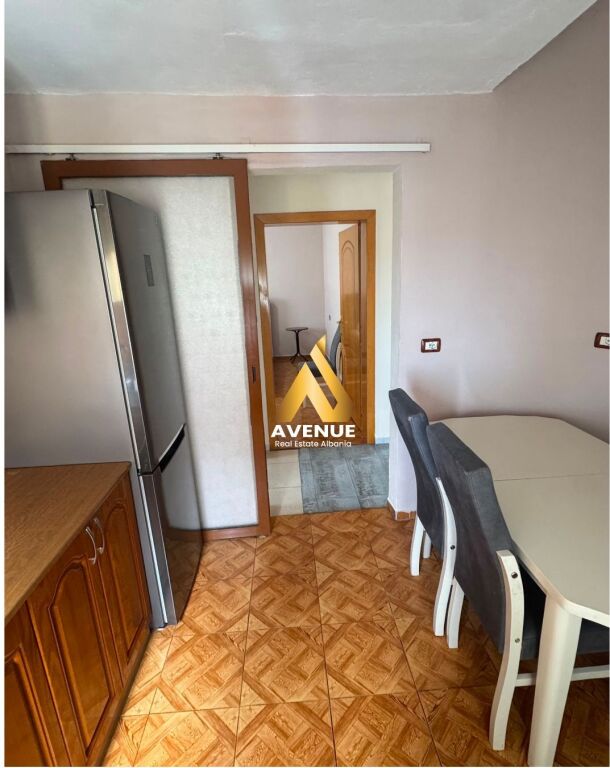 Apartament me Qera, 2+1+ Kuzhinë e vecuar, pranë Rezidencës Fiori Di Bosko , Tiranë