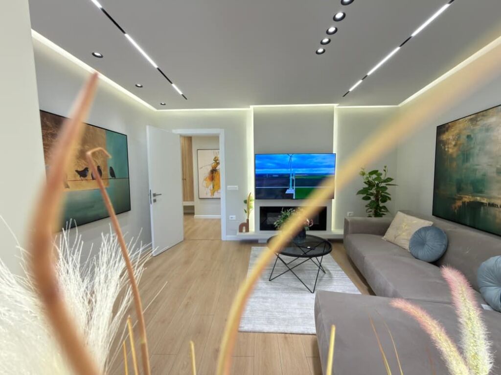 Apartment 2+1+2 for sale at Zogu i Zi!