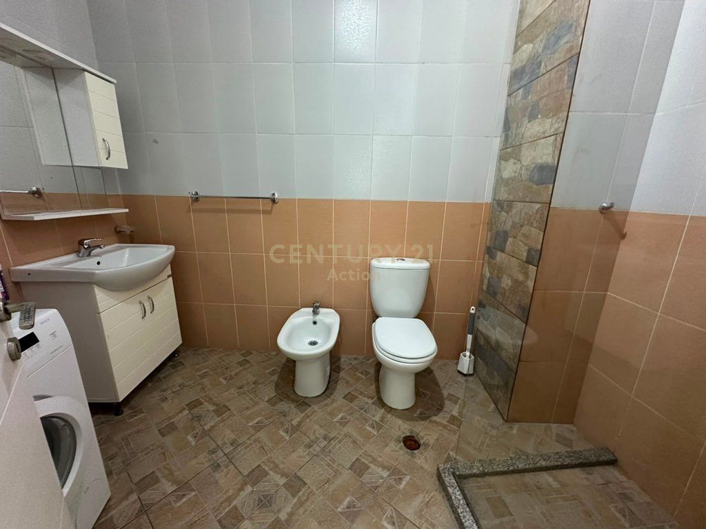 JEPET ME QIRA APARTAMENT 1+1 NË ASTIR 🏡 450 € /Muaj