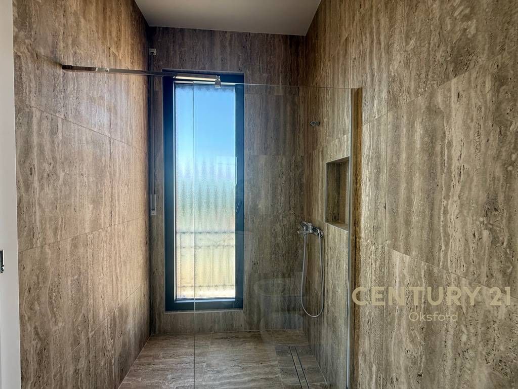 Apartament per qira 2+1+2 i mobiluar, tek Kompleksi "Deliorgji"! 1,350 € /Muaj
