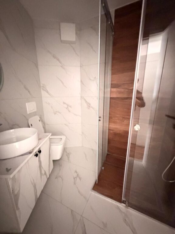 APARTHOTEL PËR QIRA- MUNDËSI INVESTIMI NË VOLLGA – DURRËS!
