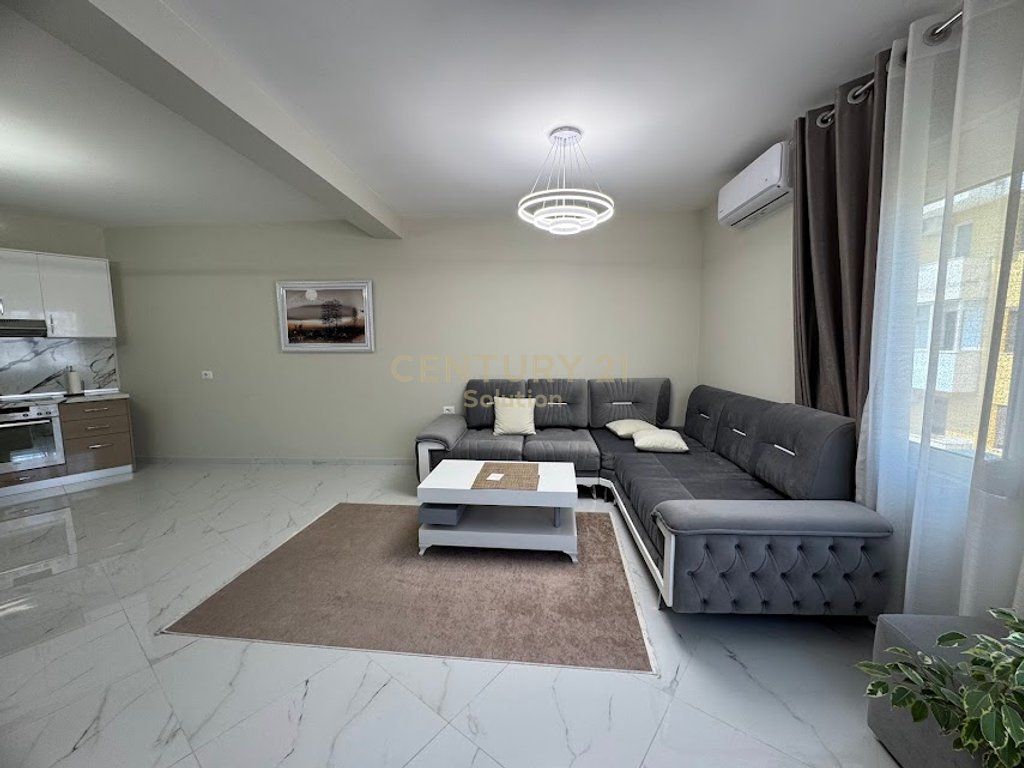 AFFITTO APPARTAMENTO 1+1+ POSTO AUTO VICINO ALL'UFFICIO DEL PROCURATORE 650 € /Mese